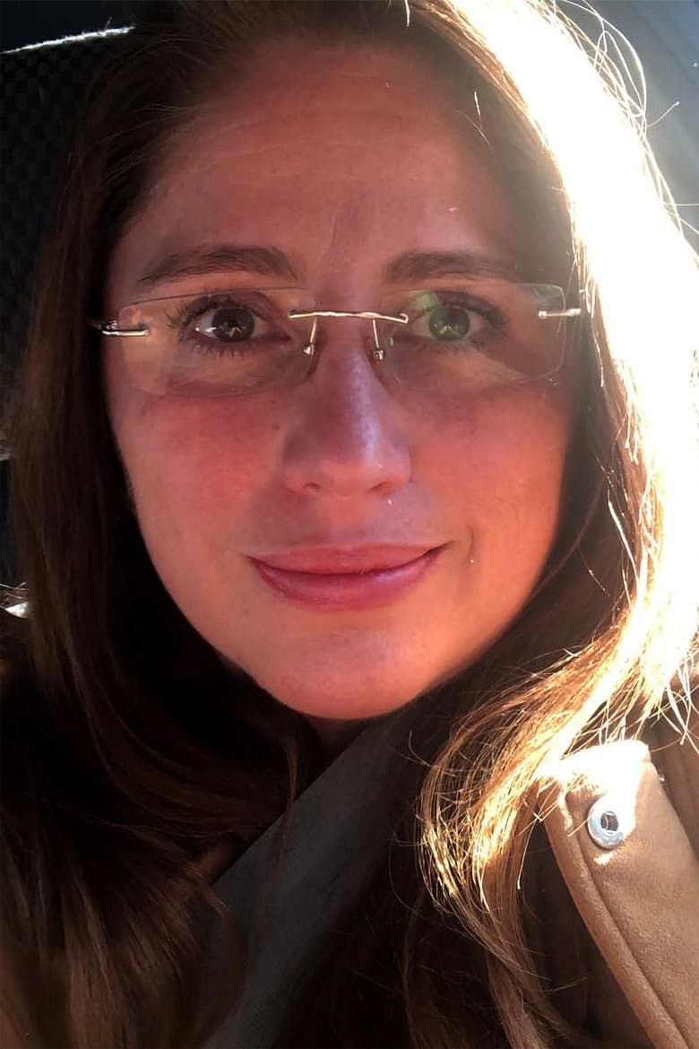 Laura Guzmán — Rated on Seriez, track your watch history at seriez.app