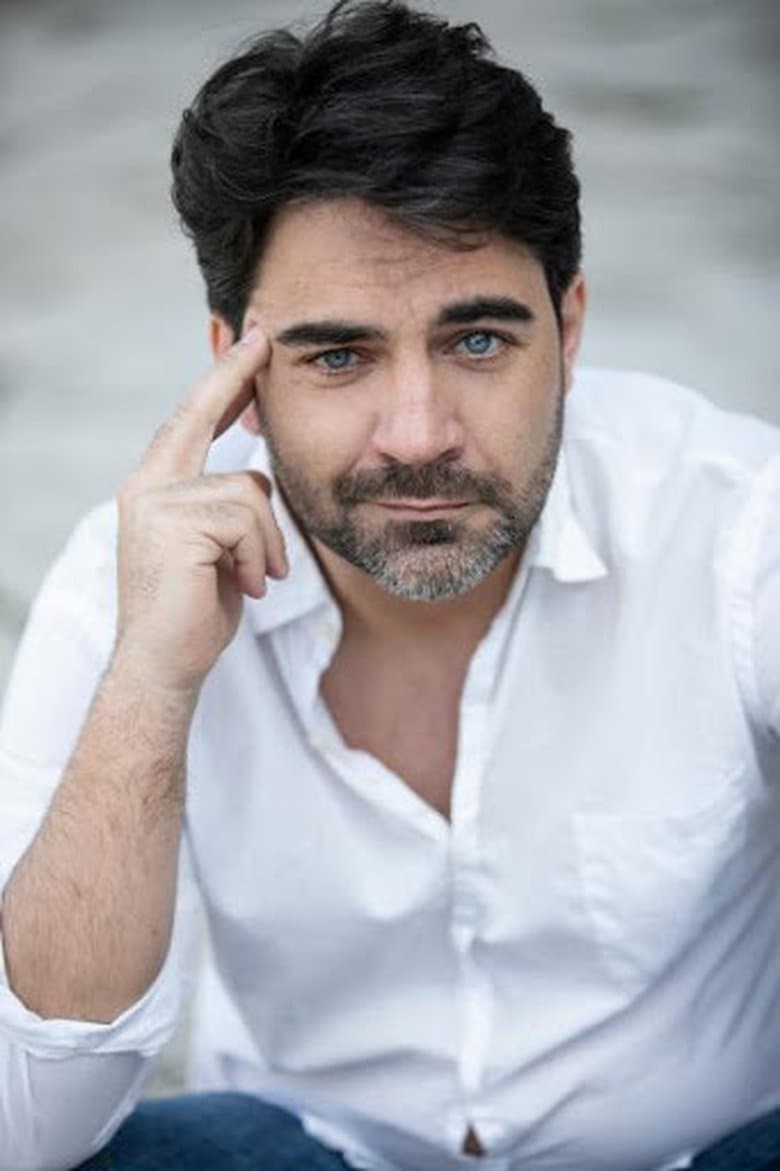 Stefano Skalkotos — Rated on Seriez, track your watch history at seriez.app